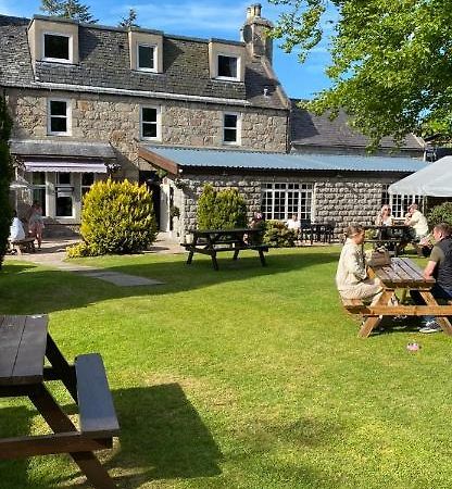 Bennachie Lodge Hotel In Kemnay 因弗鲁里 外观 照片
